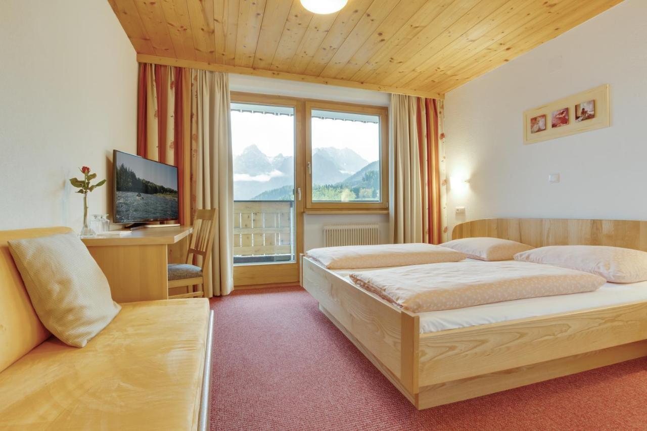 Hotel Burtschahof Bürserberg Exterior foto